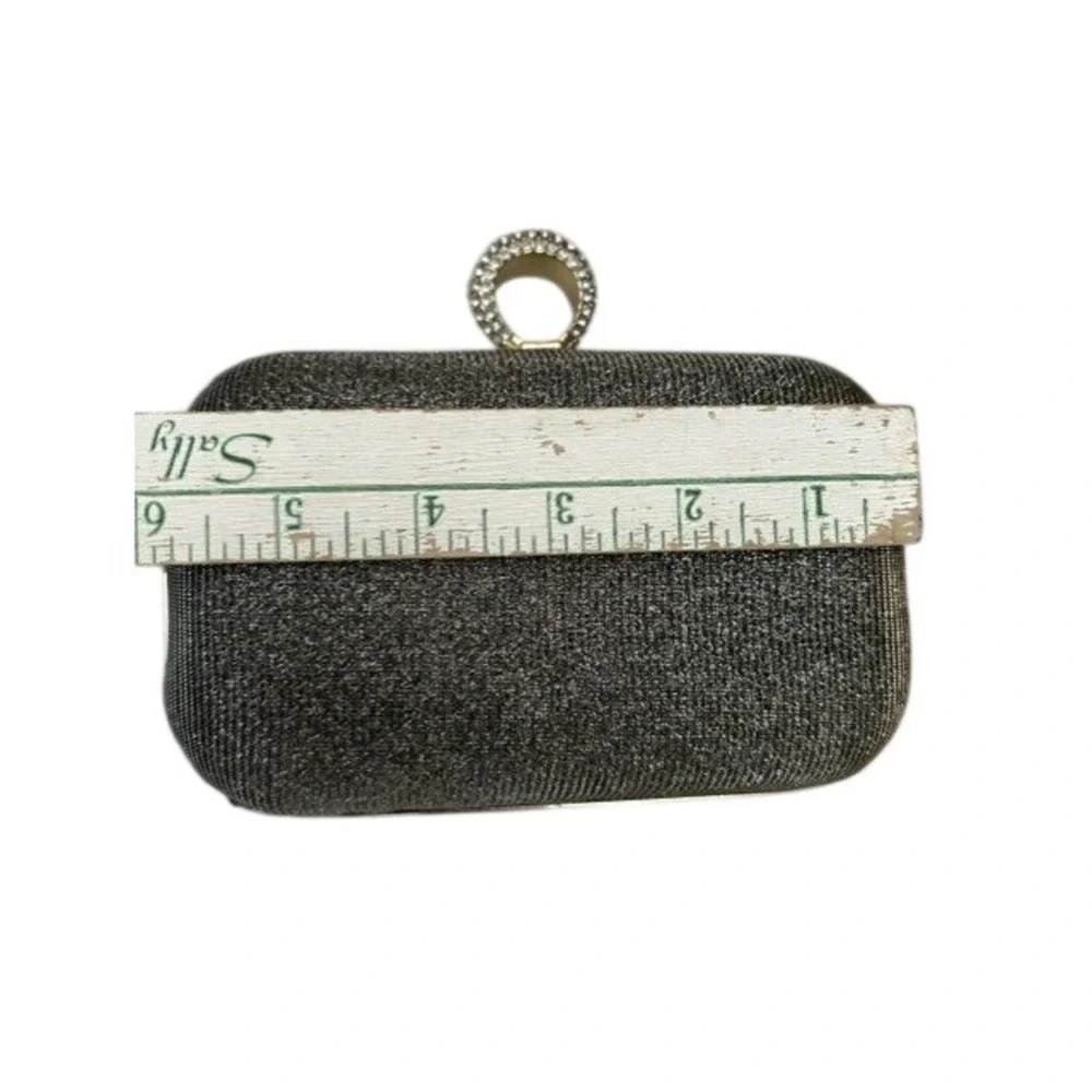 Metallic Shimmer Ring Clasp Evening Clutch Bag with Gold Chain Strap Silver